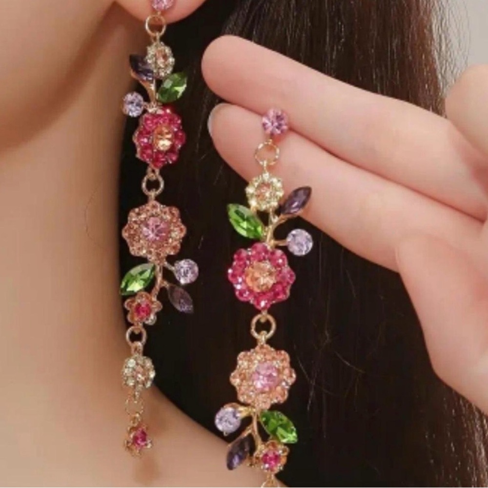 New Floral Crystal Drop Earrings